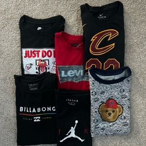 Bundles Graphic Kids Tee